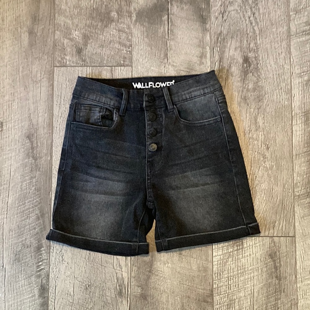 Black shorts size 0